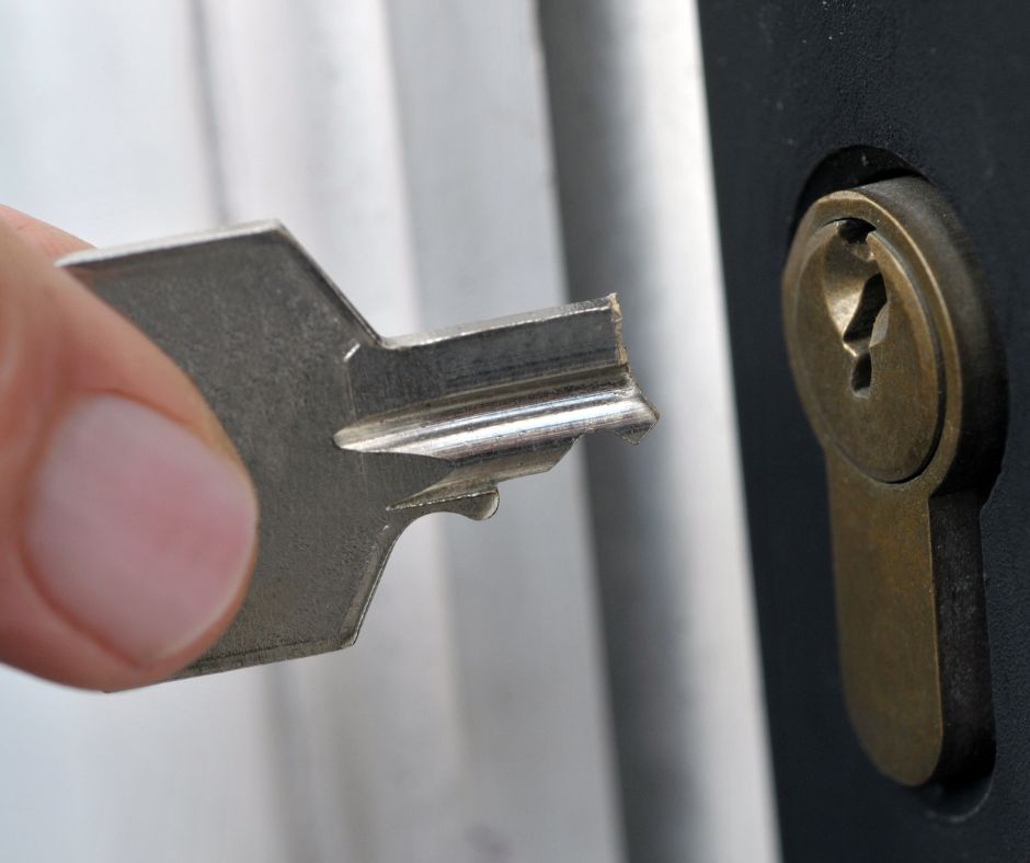 Locksmith in Crawley Detecting Security Flaws